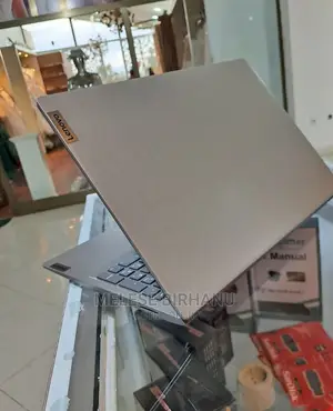 New Laptop Lenovo Ideapad 3 4GB Intel Core i3 SSD 256GB