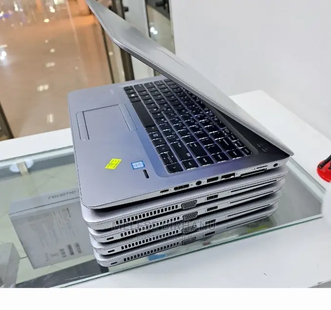 New Laptop HP EliteBook 840 8GB Intel Core I7 SSD 256GB
