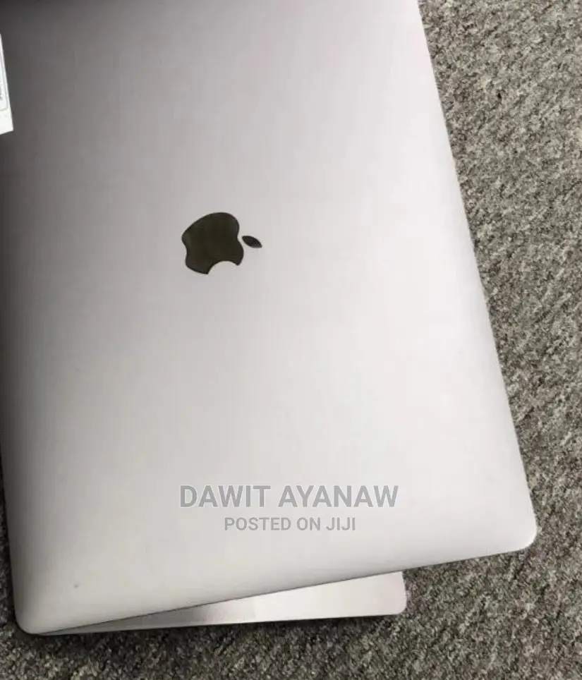 New Laptop Apple MacBook Pro 2017 16GB Intel Core I7 SSD 512GB