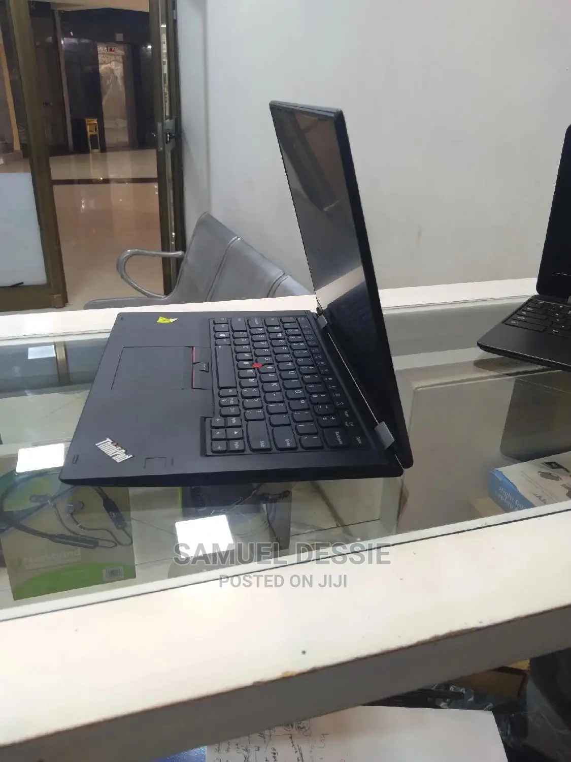 New Laptop Lenovo ThinkPad Yoga 370 8GB Intel Core I5 SSD 512GB