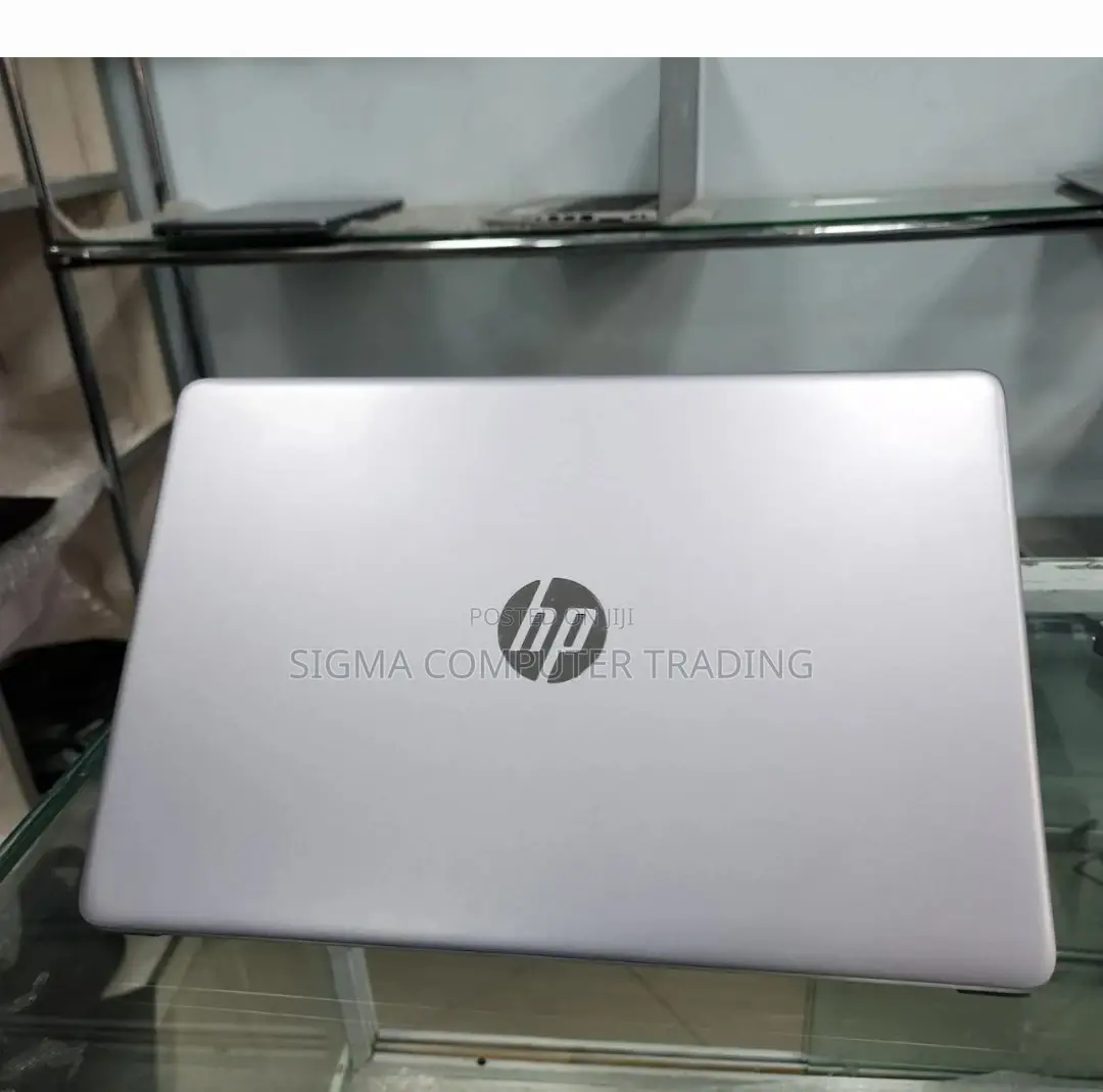 New Laptop HP Stream Notebook 8GB Intel Core I3 HDD 1T