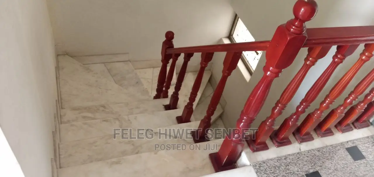 Furnished 5bdrm House in አአ, Bole for Sale