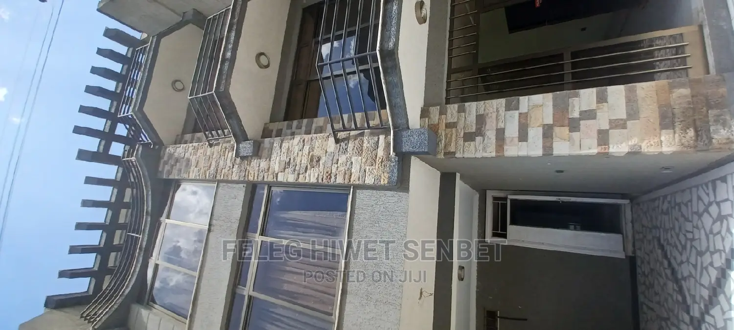 Furnished 5bdrm House in አአ, Bole for Sale