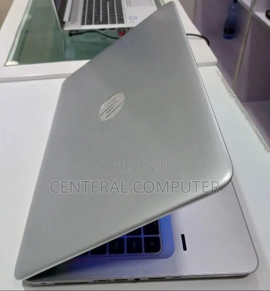 New Laptop HP EliteBook 735 G5 8GB Intel Core I5 HDD 1T