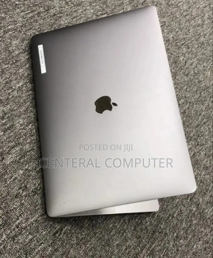 New Laptop Apple MacBook Pro 2017 16GB Intel Core I7 SSD 512GB