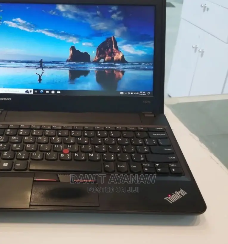 New Laptop Lenovo ThinkPad X131e 4GB Intel Core 2 Quad HDD 500GB