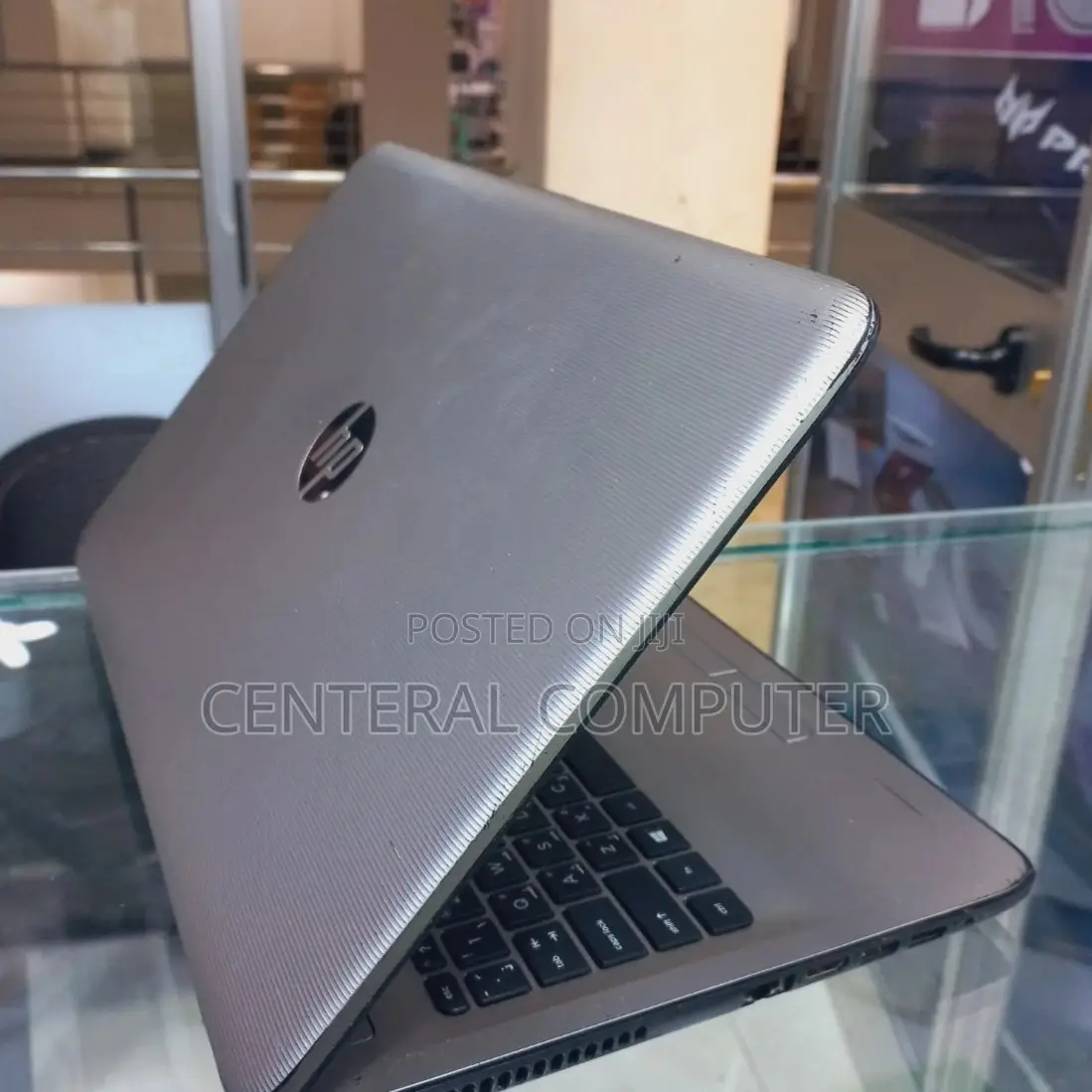 New Laptop HP Envy Pro 8GB Intel Core I5 HDD 750GB