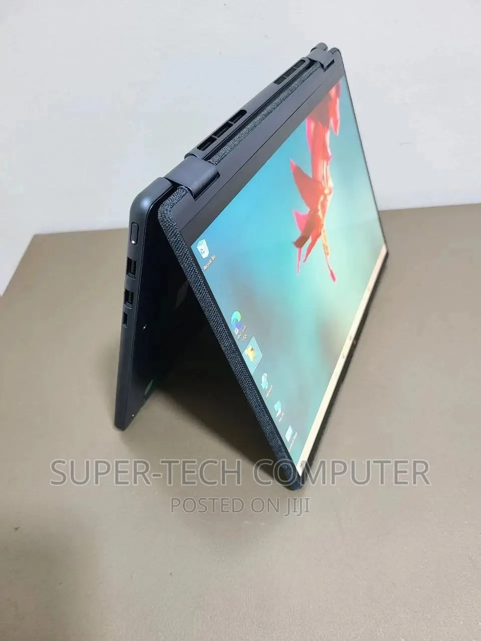 New Laptop Lenovo Yoga 910 8GB AMD Ryzen 5 SSD 512GB