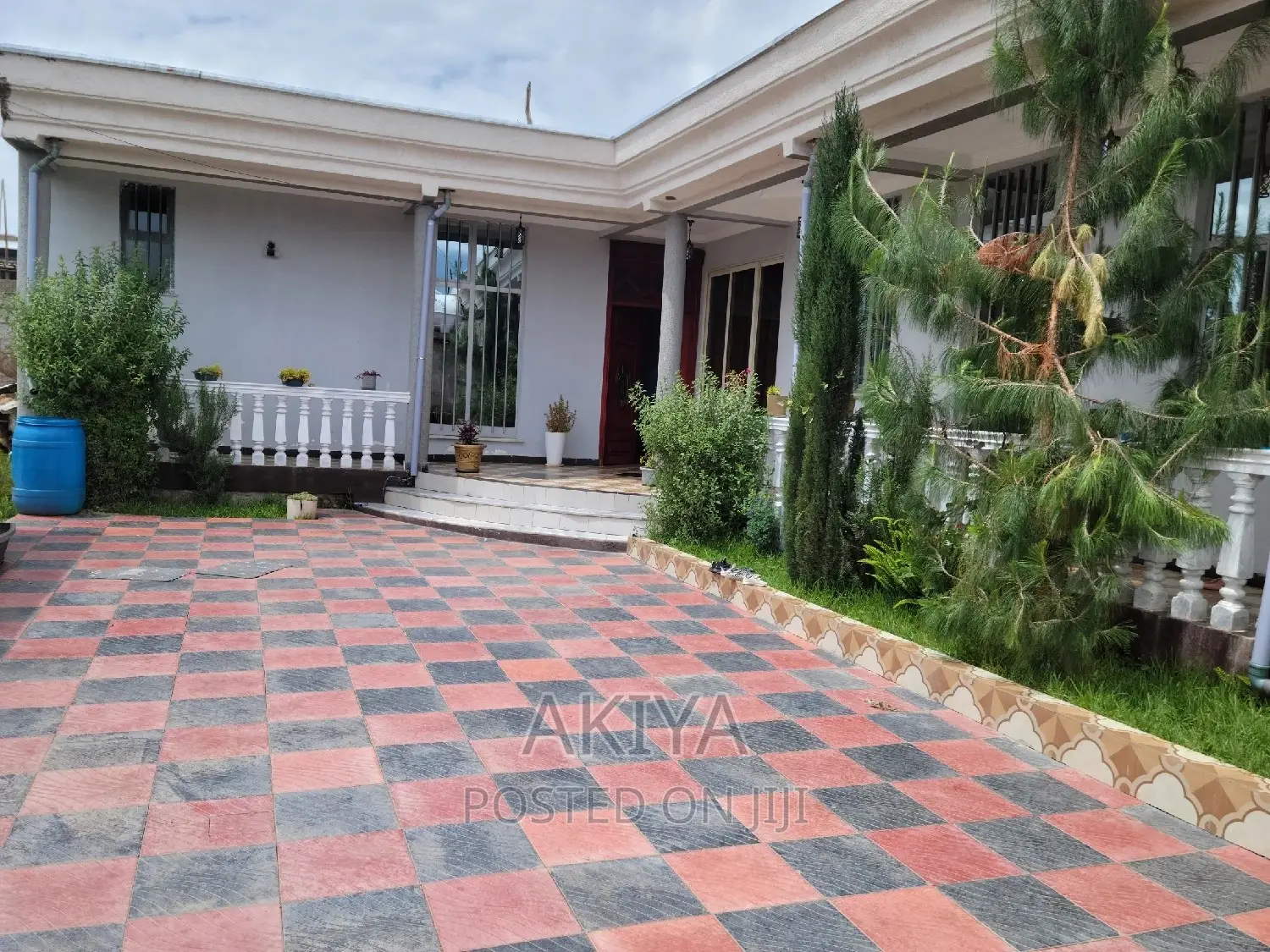 Furnished 4bdrm House in House, Oromia-Finfinne for sale
