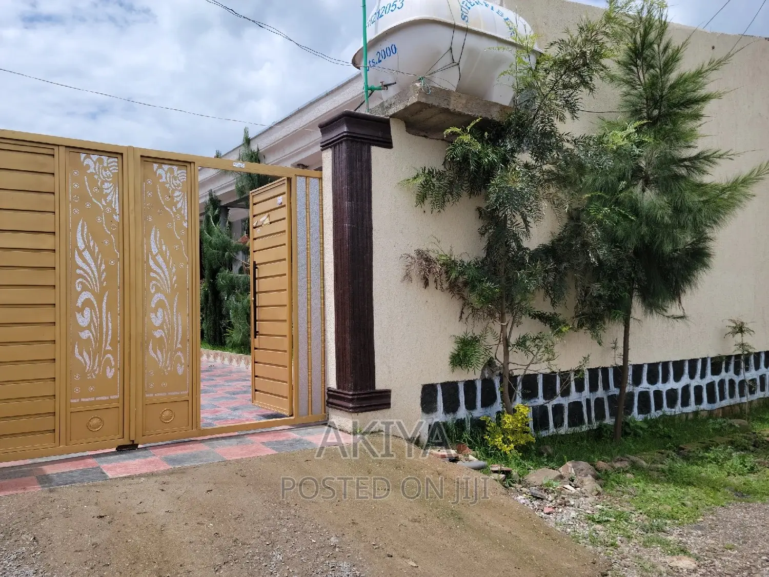 Furnished 4bdrm House in House, Oromia-Finfinne for sale