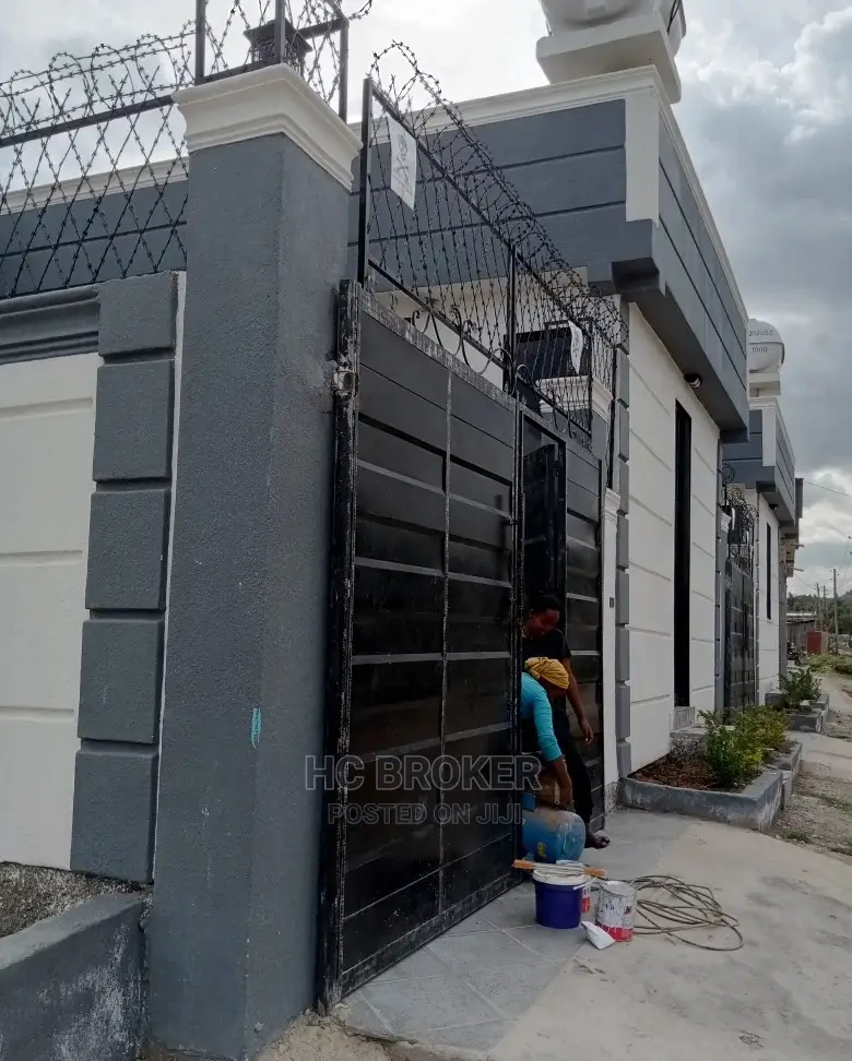 Furnished 6bdrm House in Dukem City, East Shewa for sale