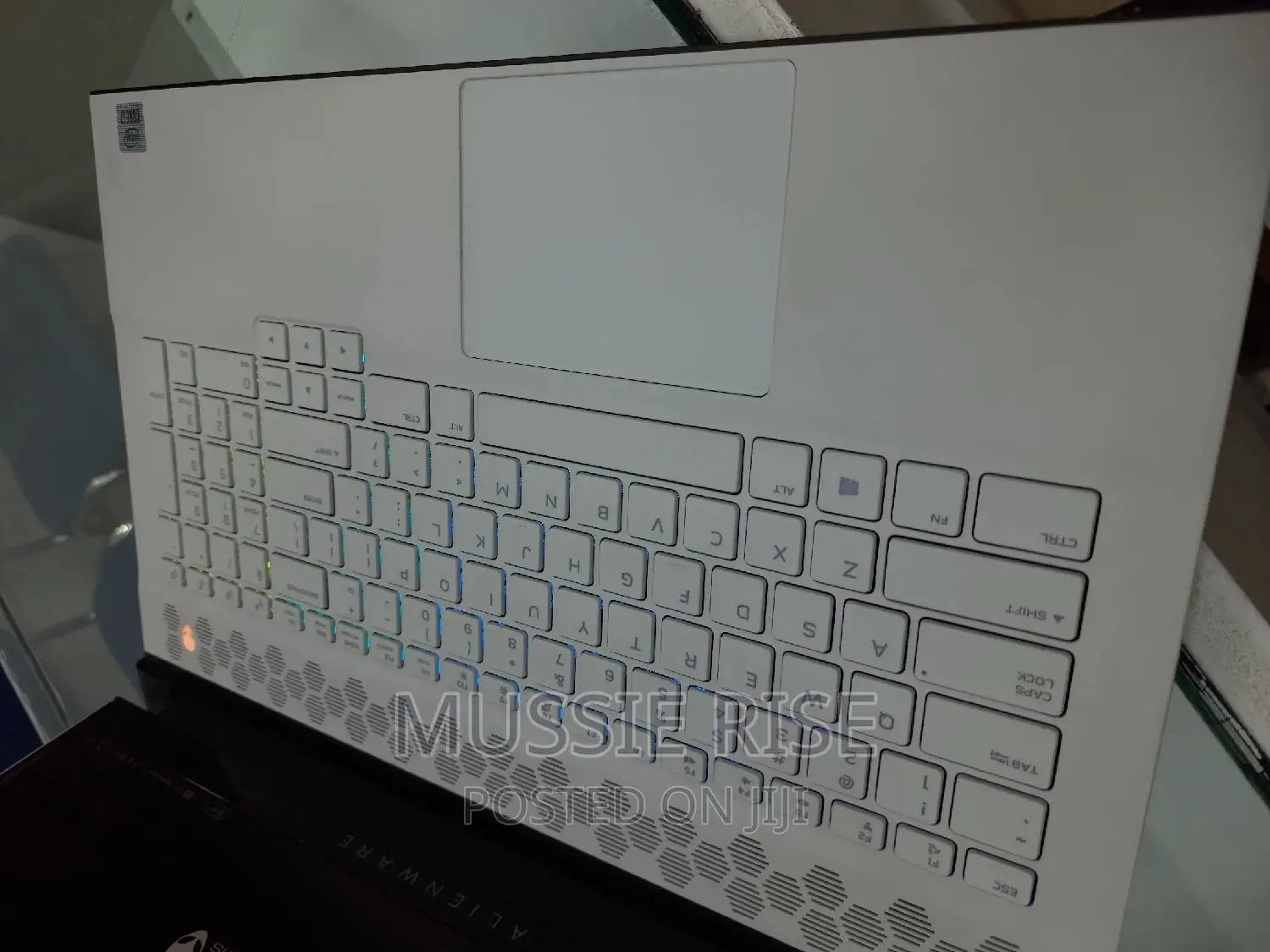 New Laptop Alienware M17x R2 32GB Intel Core I7 SSD 1T