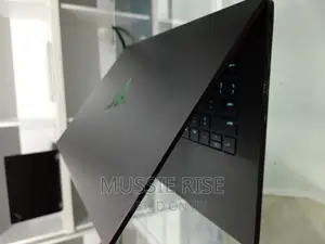 New Laptop Razer Blade 16GB AMD Ryzen 9 SSD 512GB
