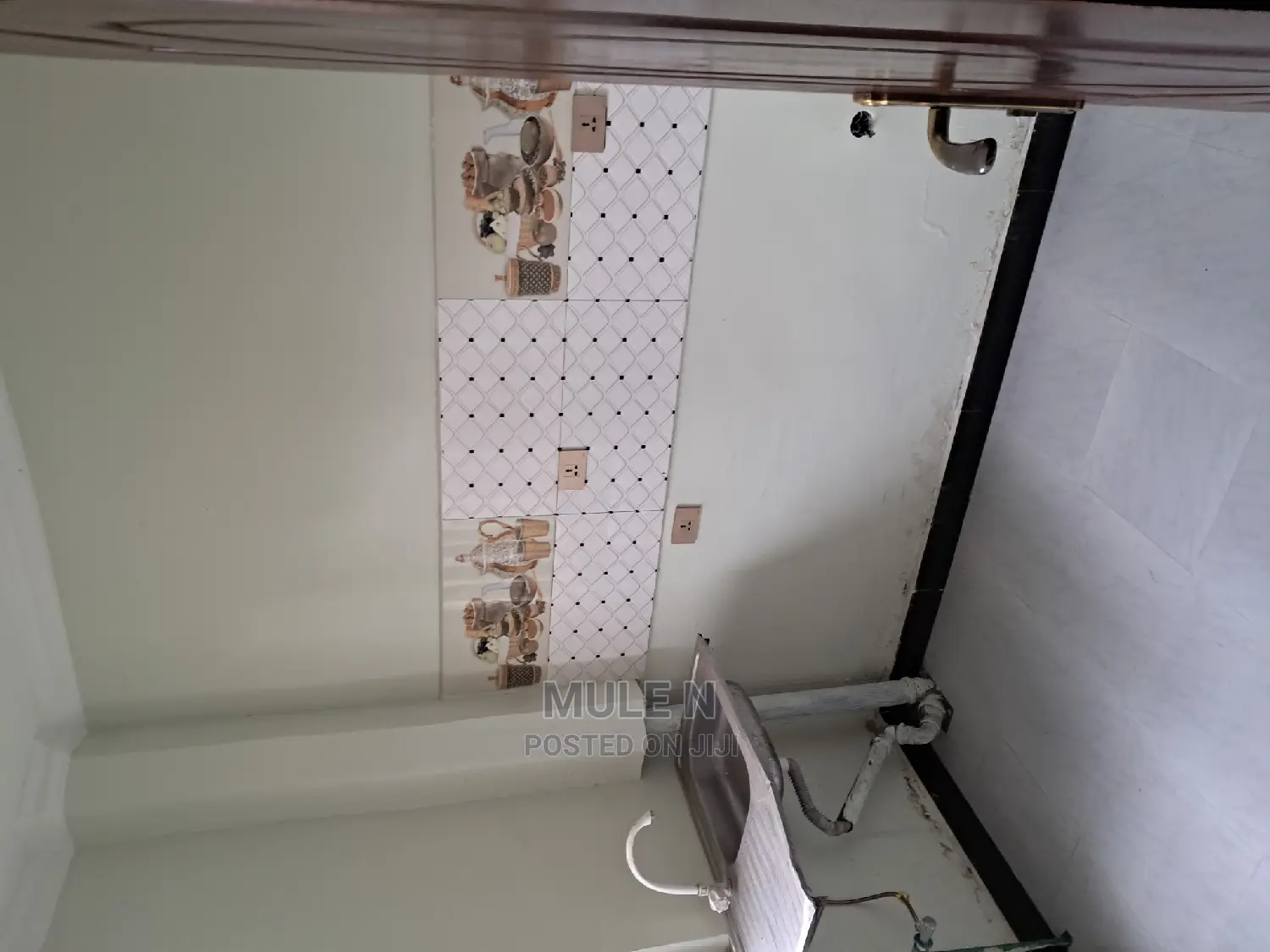 Furnished 1bdrm Condo in ኣባዶ ኮንደሚኒየም, Yeka for sale