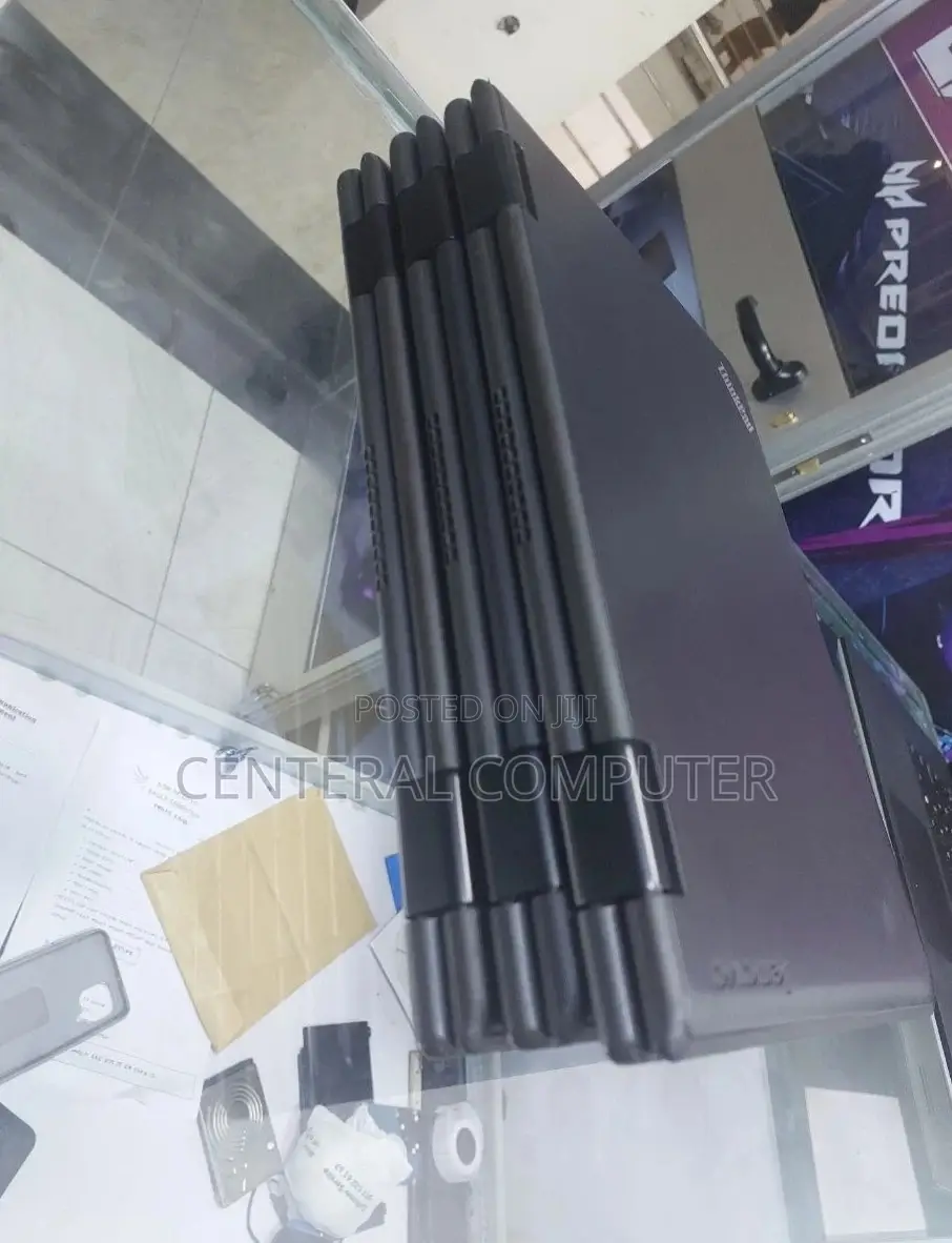 New Laptop Lenovo ThinkPad 11e 4GB Intel Core I5 HDD 500GB