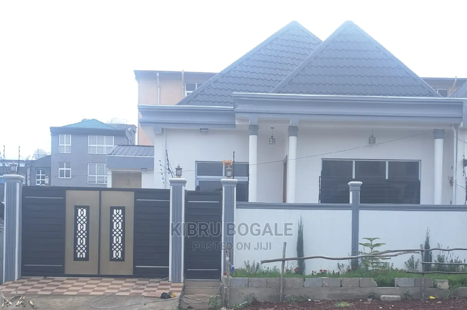 3bdrm Villa in Samit, Bole for Sale