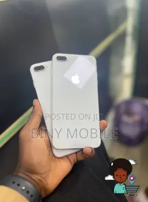 Photo - Apple iPhone 8 Plus 64 GB Silver