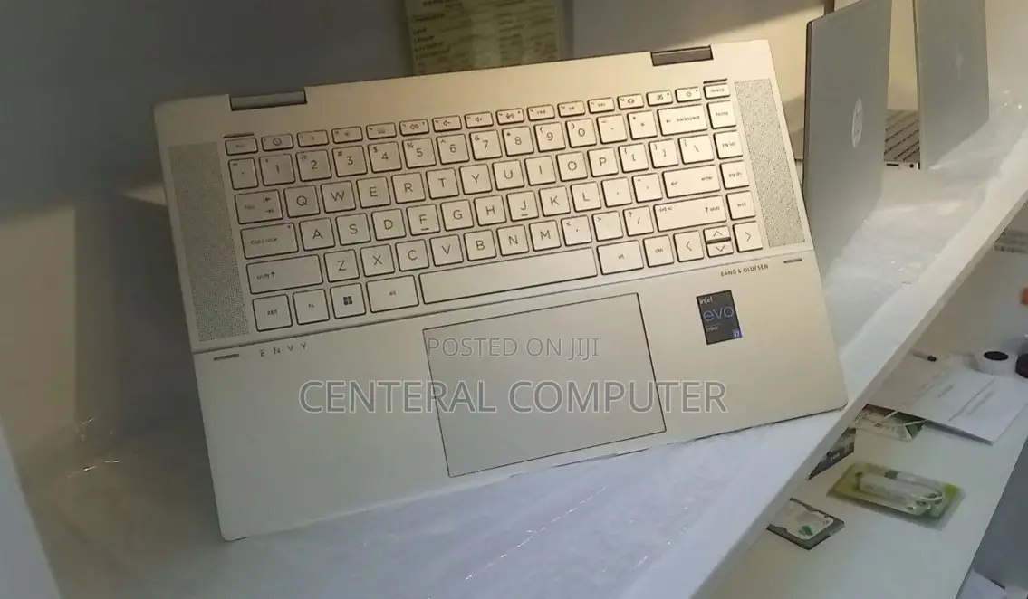 New Laptop HP Envy X360 15t 16GB Intel Core I7 SSD 1T
