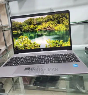 New Laptop HP Stream Notebook 8GB Intel Core I3 HDD 1T