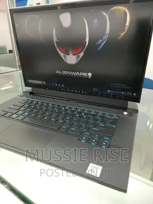 New Laptop Alienware Area-51m 32GB Intel Core I9 SSD 512GB
