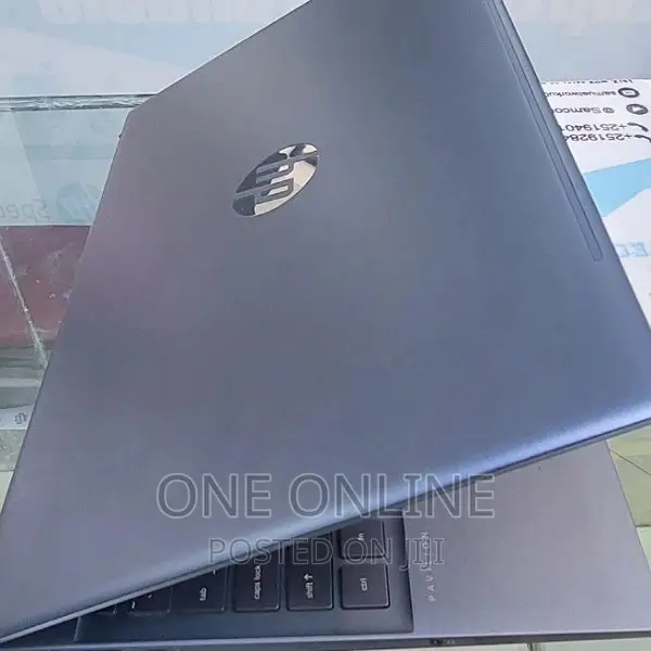 New Laptop HP Pavilion X2 210 8GB Intel Core I7 SSD 512GB