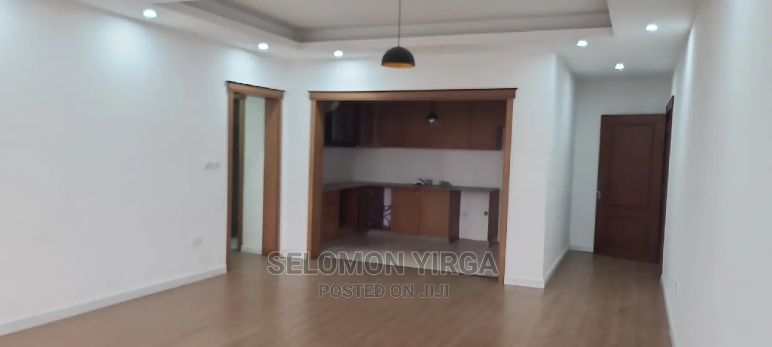 3bdrm Apartment in አድስ አበባ, Bole for Rent