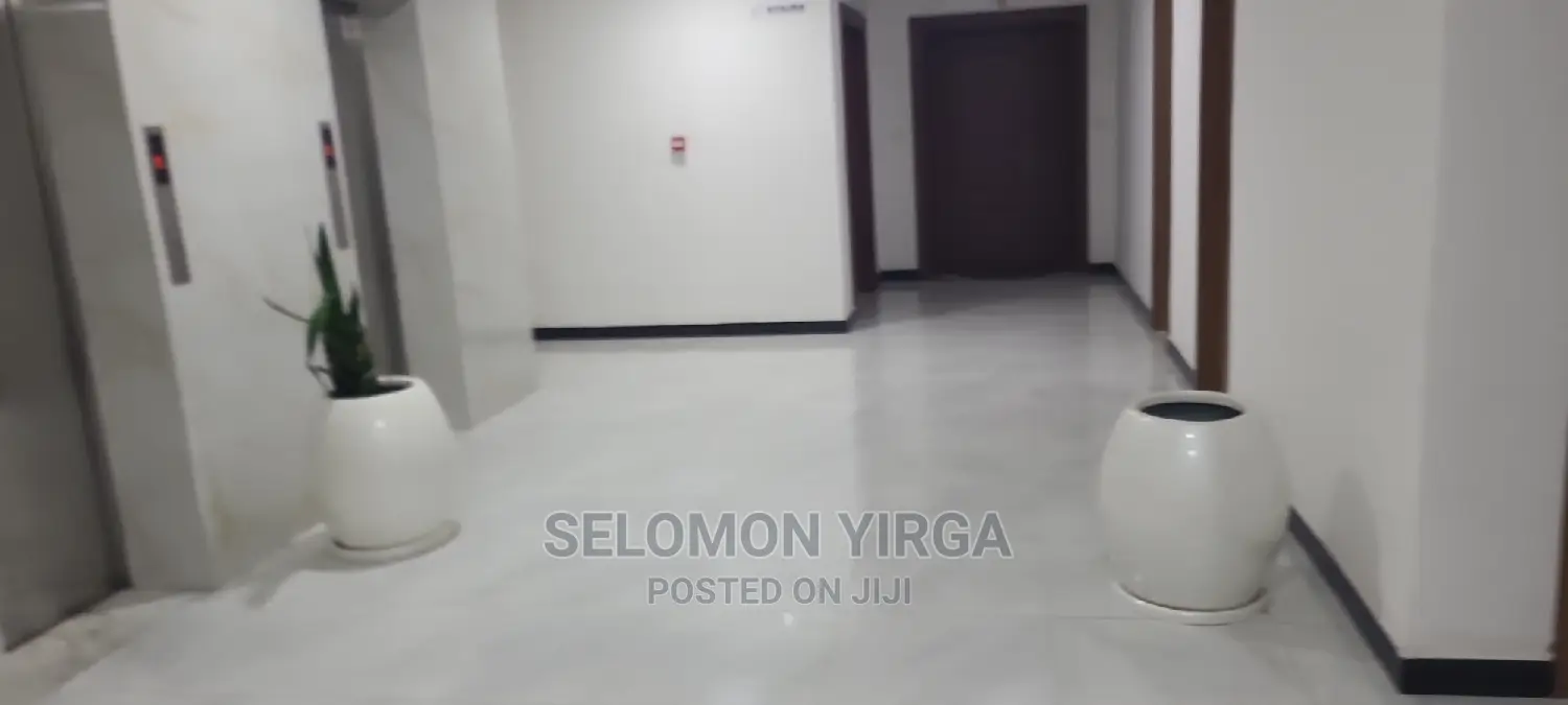 3bdrm Apartment in አድስ አበባ, Bole for Rent