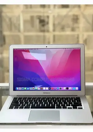 New Laptop Apple MacBook Air 2017 8GB Intel Core I5 SSD 256GB