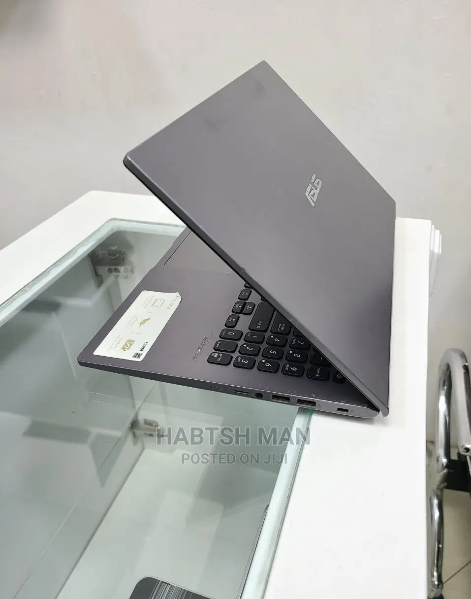 New Laptop Asus VivoBook 15 X505BA 8GB SSD 256GB