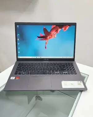 Laptop Asus VivoBook S301LP 8GB Intel Atom SSD 256GB