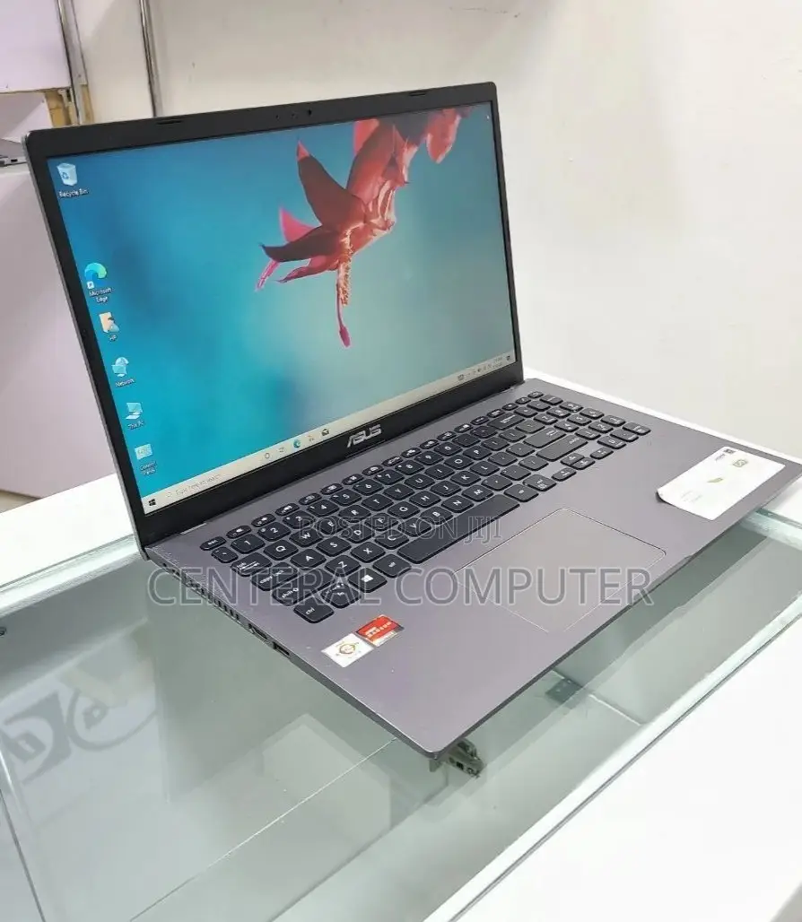 Laptop Asus VivoBook S301LP 8GB Intel Atom SSD 256GB