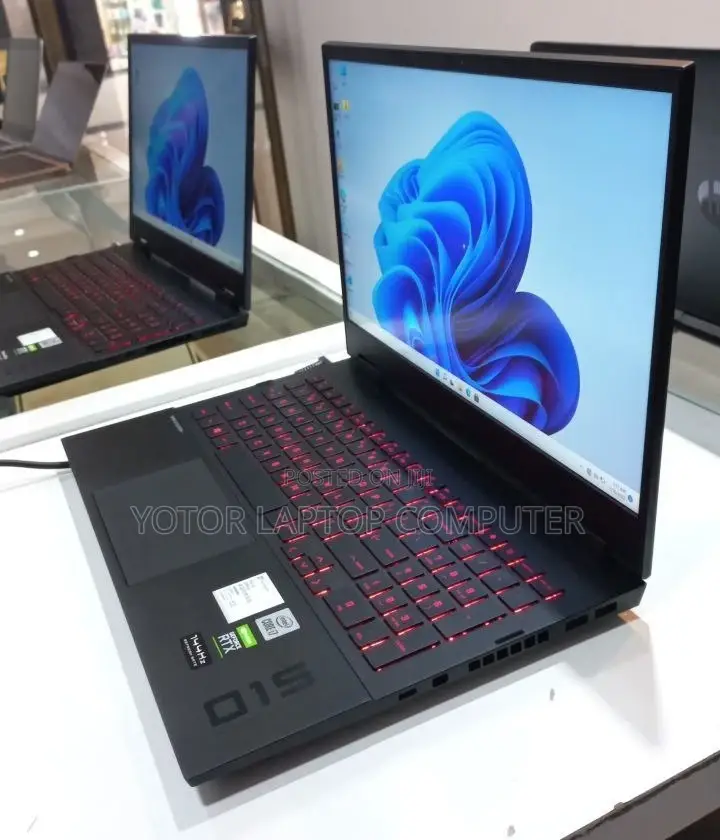 New Laptop HP Omen 15 8GB Intel Core I7 SSD 16 GB