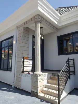 Furnished 5bdrm Villa in አአ, Bole for sale