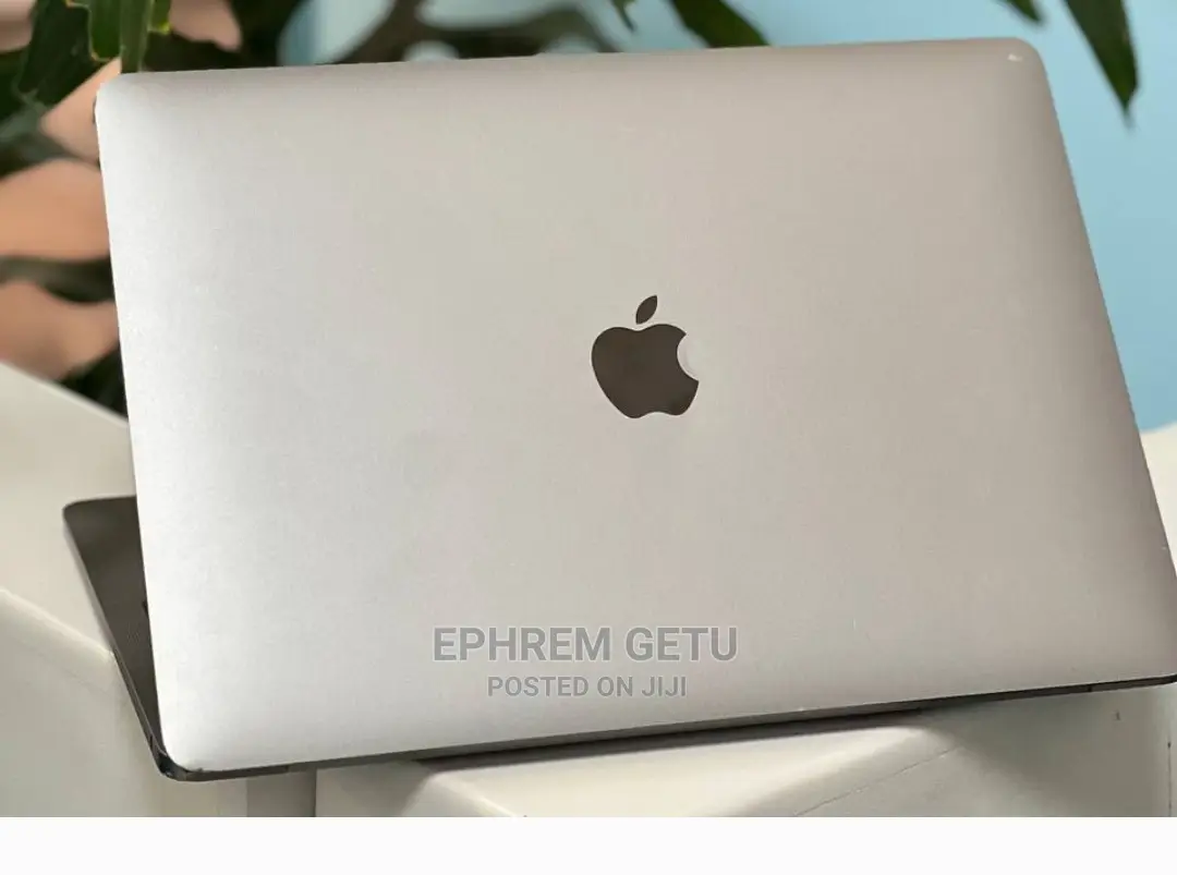 New Laptop Apple MacBook Air 2020 M1 8GB Apple M1 SSD 256GB