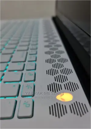 New Laptop Alienware M17x R2 1.5GB AMD Ryzen 7 SSD 3T