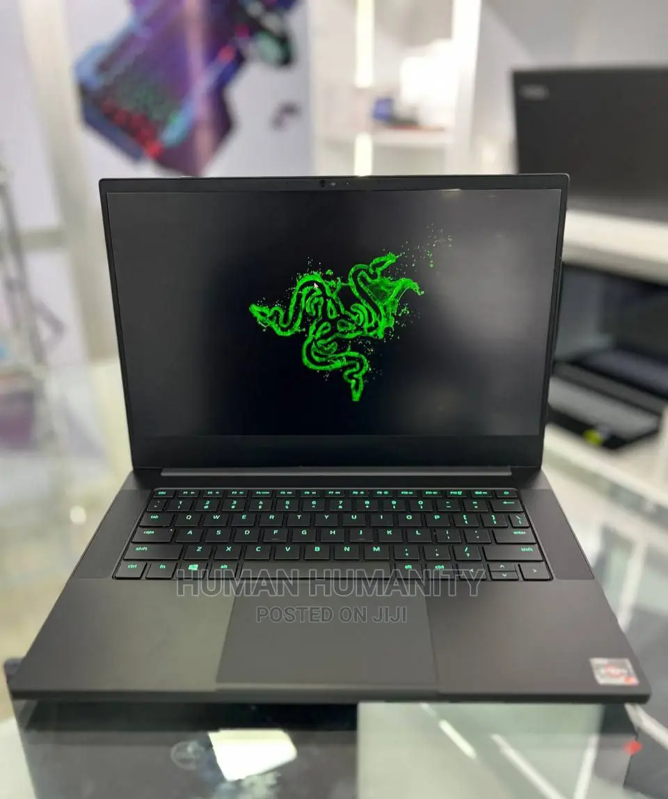 New Laptop Razer Blade Advanced 16GB AMD Ryzen 9 SSD 1T