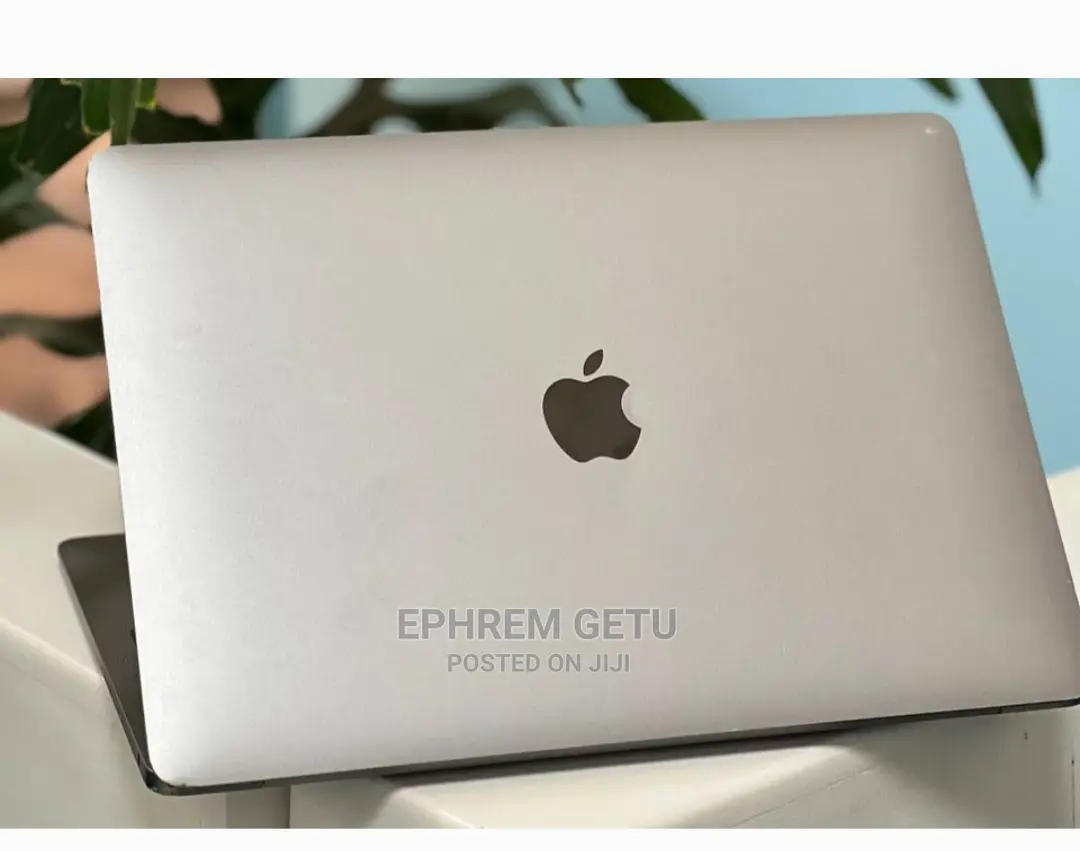 New Laptop Apple MacBook Air 2020 M1 8GB Apple M1 SSD 256GB