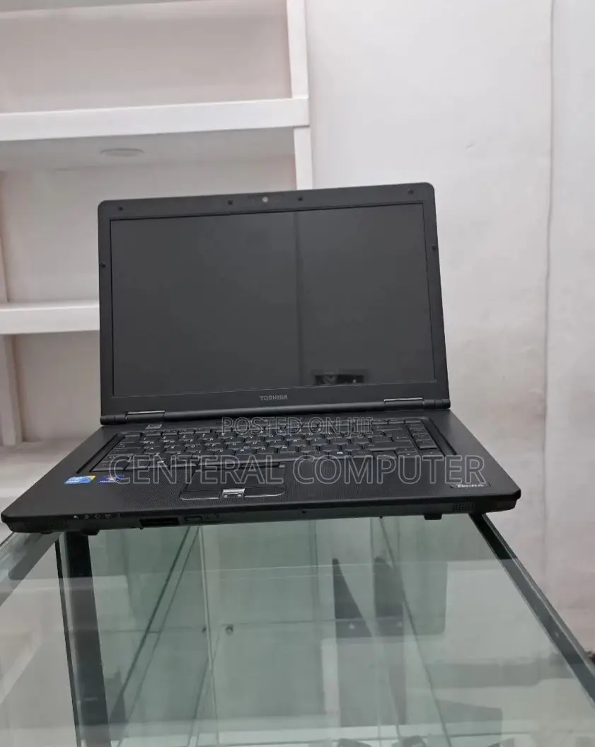 Laptop Toshiba Satellite C50A 8GB Intel Core I5 HDD 1T