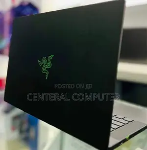 New Laptop Razer Blade Stealth 16GB AMD Ryzen 9 SSD 1T