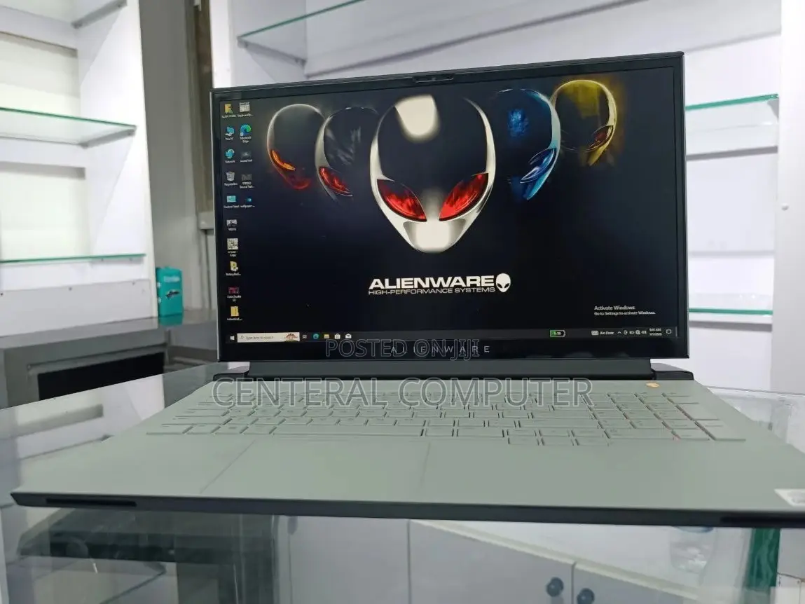 New Laptop Alienware Area-51m 16GB Intel Core I9 SSD 1T