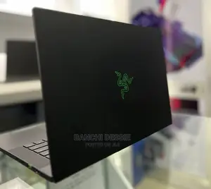 New Laptop Razer Blade 16GB AMD Ryzen 9 SSD 1T