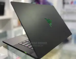 New Laptop Razer Blade 16GB AMD Ryzen 9 SSD 1T