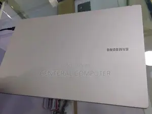 New Laptop Samsung Notebook 9 8GB Intel Core I5 SSD 512GB