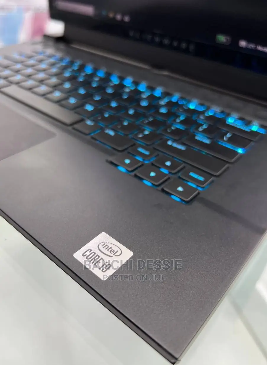 New Laptop Alienware M17x R2 32GB Intel Core I9 SSD 1T