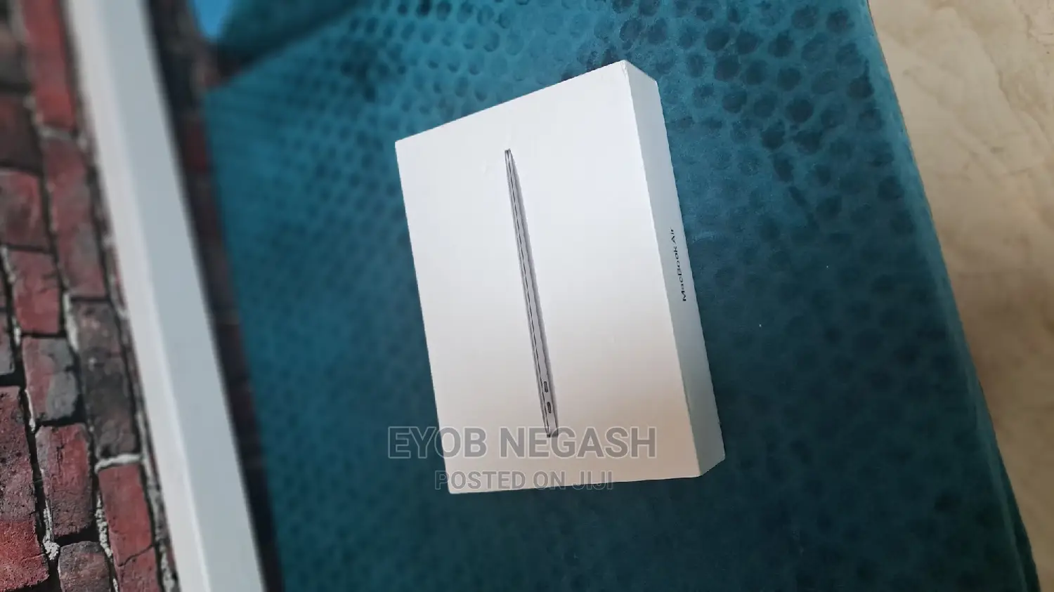New Laptop Apple MacBook Air 2020 M1 8GB Apple M1 SSD 256GB
