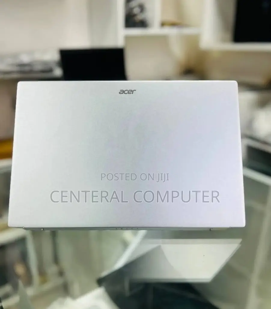 New Laptop Acer Swift 1 16GB Intel Core I7 SSD 512GB