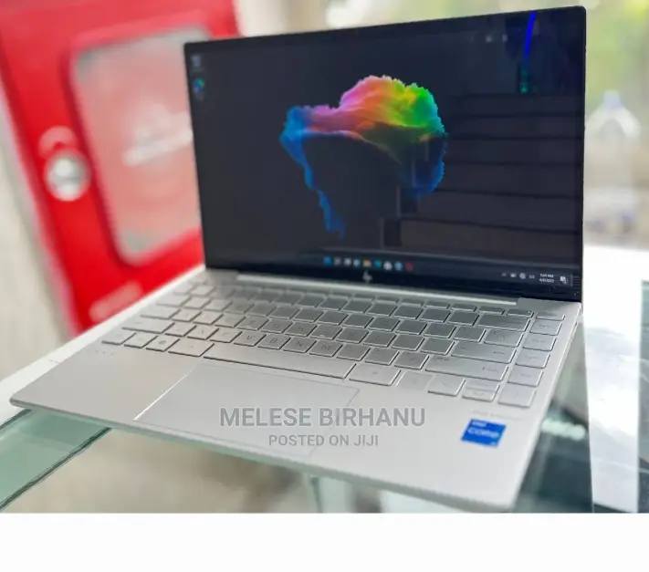 New Laptop HP Envy X360 8GB Intel Core I5 SSD 512GB