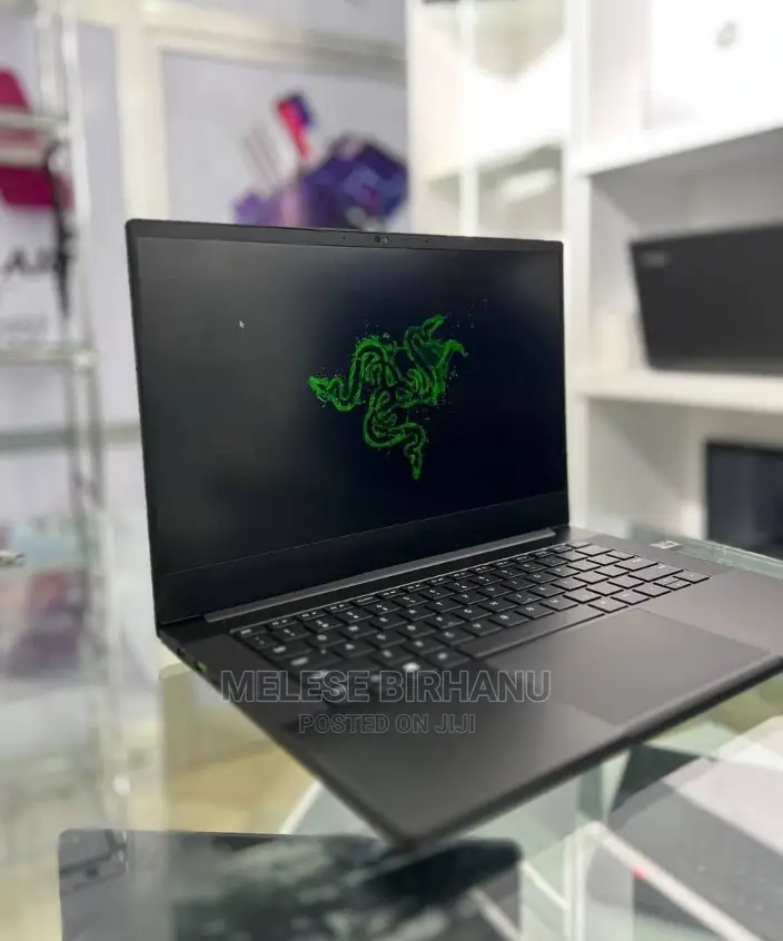 New Laptop Razer Blade 16GB AMD Ryzen 9 SSD 1T