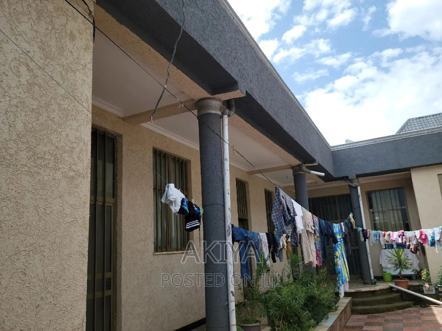 3bdrm House in House, Oromia-Finfinne for Sale