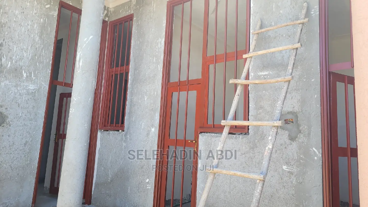 5bdrm House in Dukem Home, East Shewa for sale